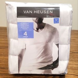 **BRAND NEW 4 Pack Men's V-Neck T-Shirt